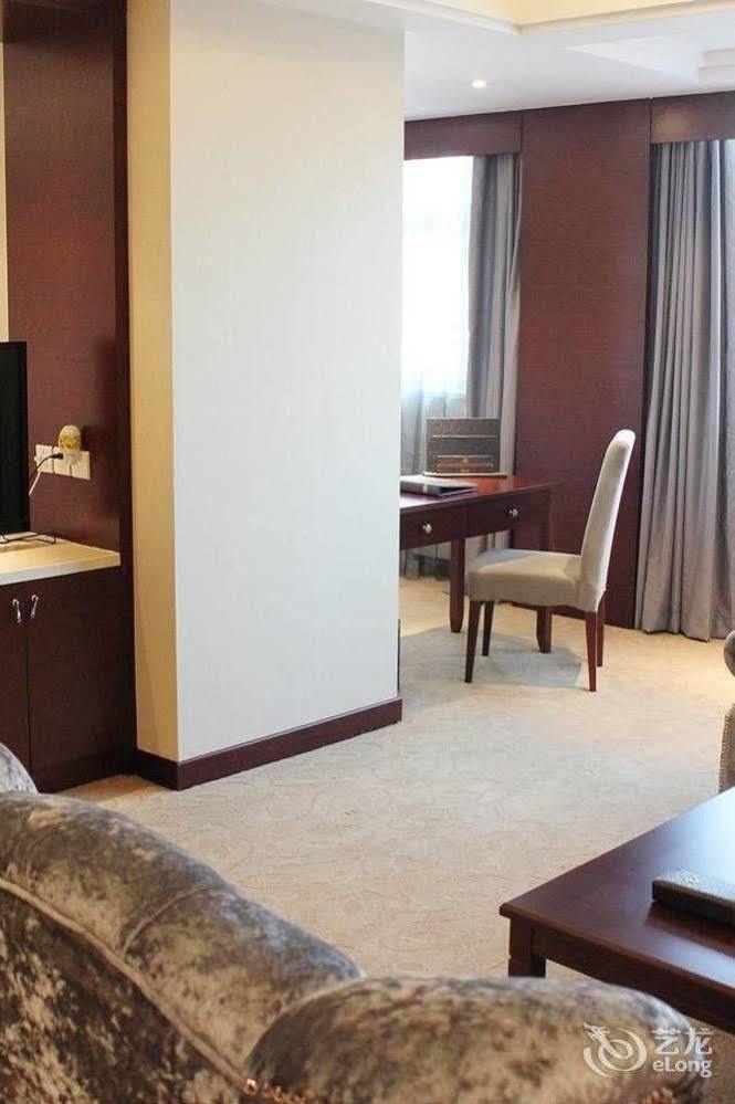 Metropark Changchun Guosheng Hotel מראה חיצוני תמונה